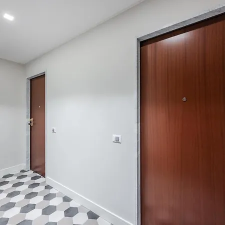 公寓 Close To The Sea - Design With Ac In Center