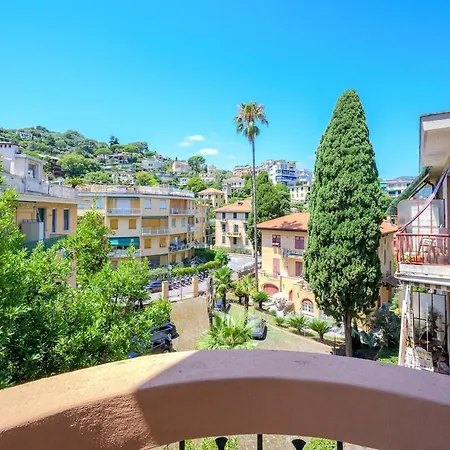 Close To The Sea - Design With Ac In Center Appartement