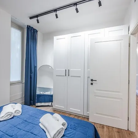 Close To The Sea - Design With Ac In Center