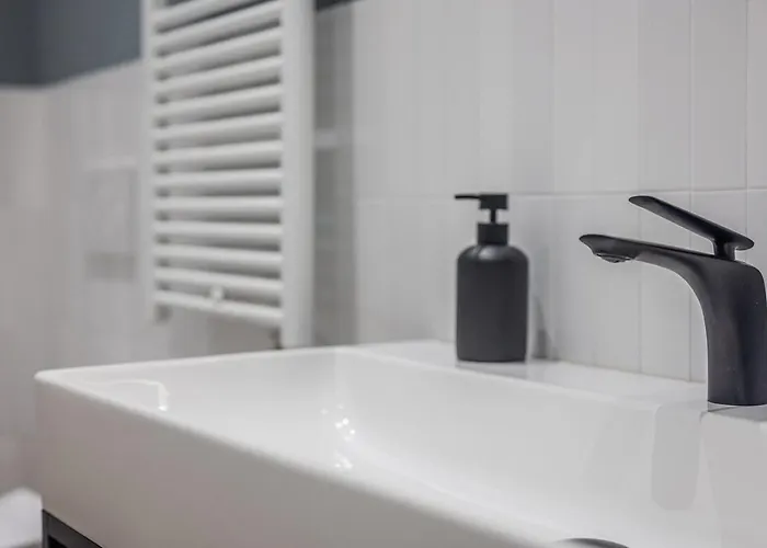 Apartman Close To The Sea - Design With Ac In Center