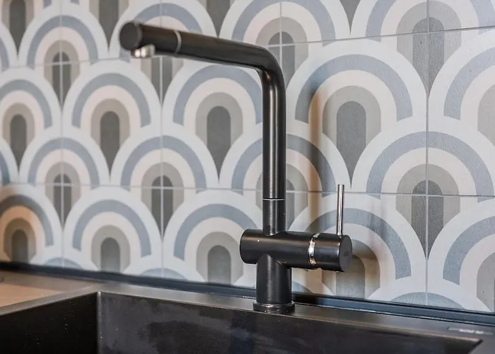 Apartman Close To The Sea - Design With Ac In Center